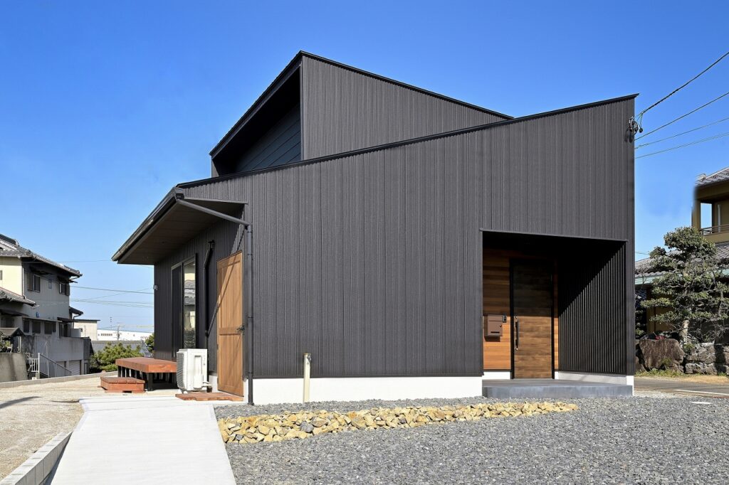 バイクガレージハウス／豊田市