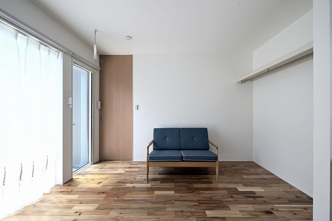 中庭から光が注ぐ快適空間／高浜市 GALLERY