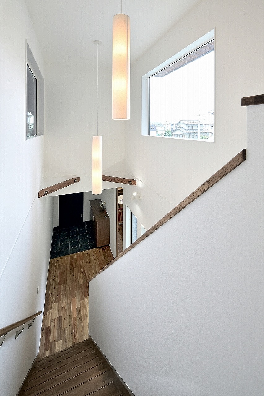 中庭から光が注ぐ快適空間／高浜市 GALLERY