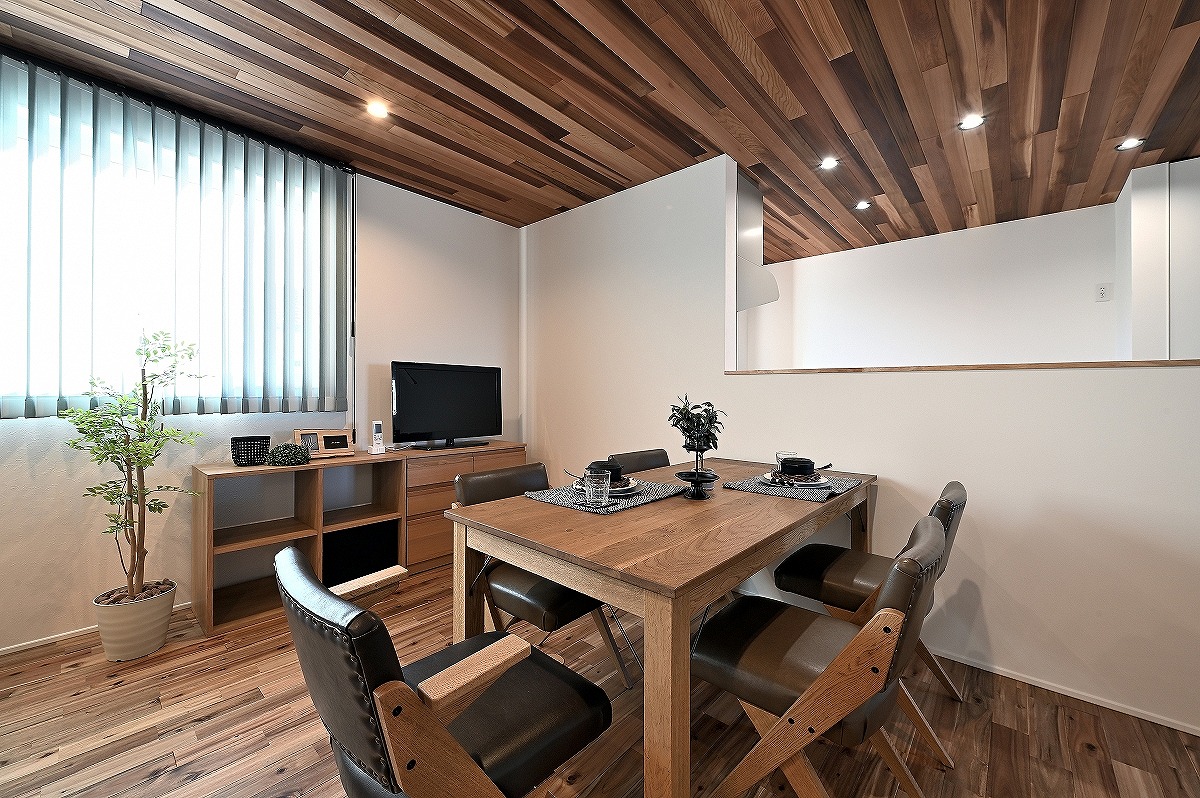 二世帯をつなぐ家／豊田市 GALLERY