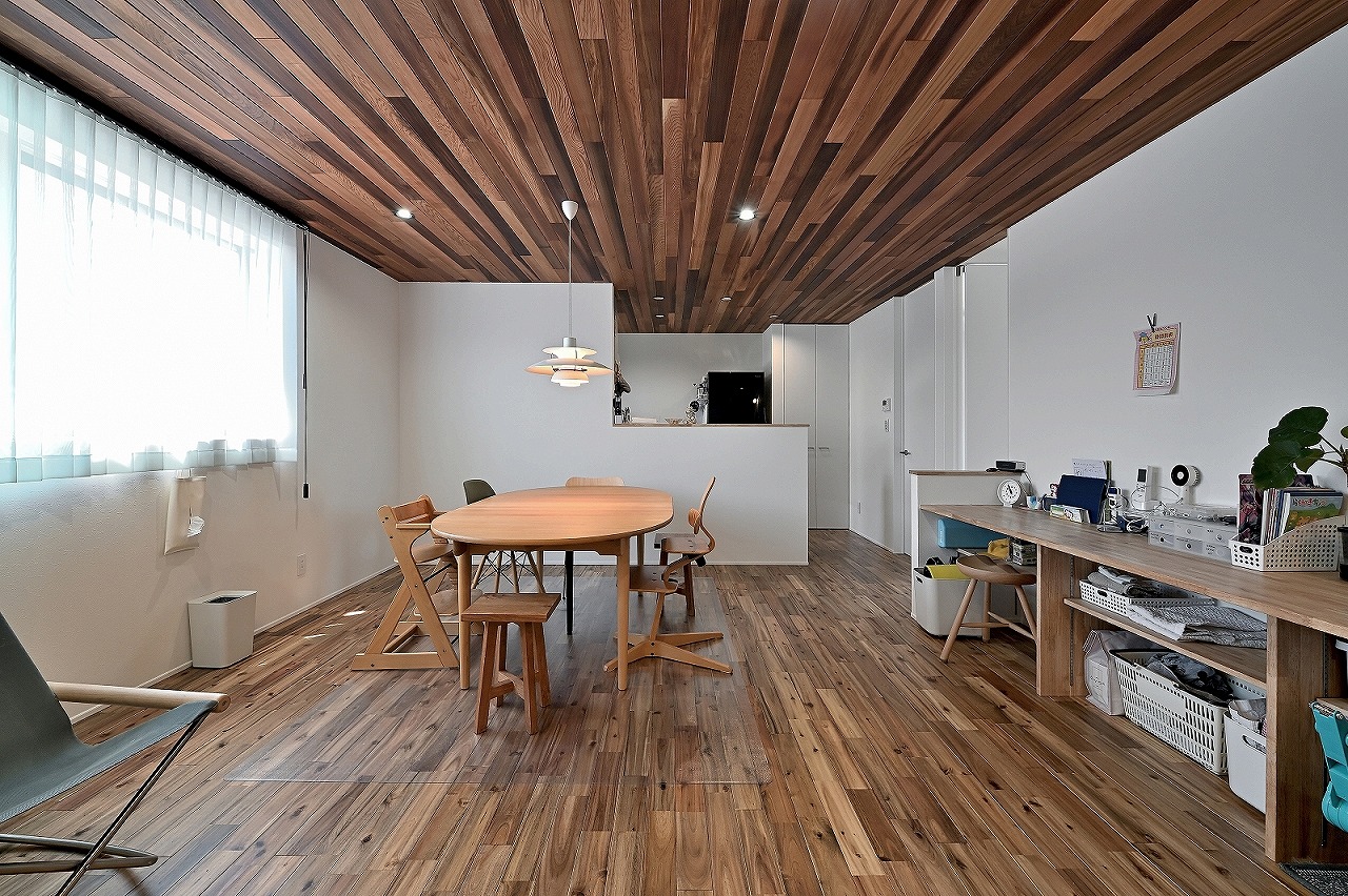 二世帯をつなぐ家／豊田市 GALLERY