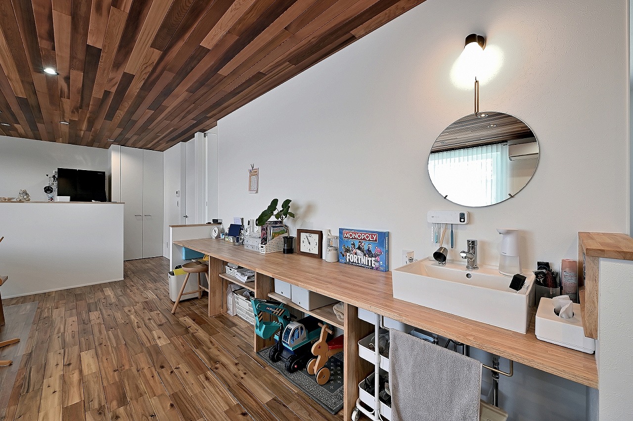 二世帯をつなぐ家／豊田市 GALLERY