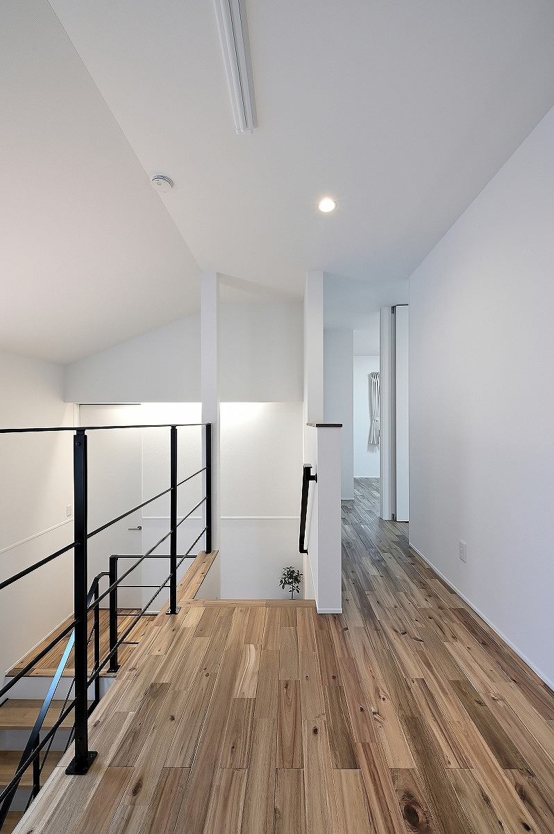 黒✕木目がよく似合うモダンハウス／西尾市 GALLERY