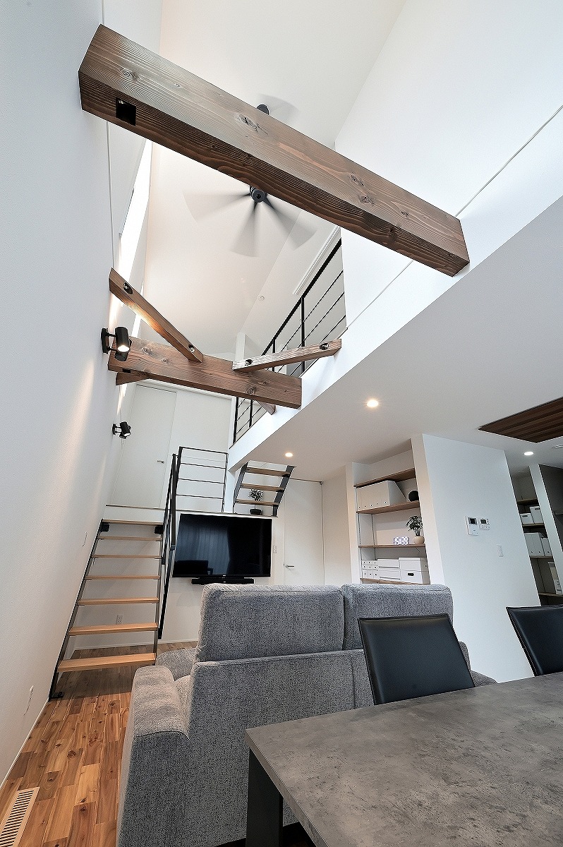 黒✕木目がよく似合うモダンハウス／西尾市 GALLERY