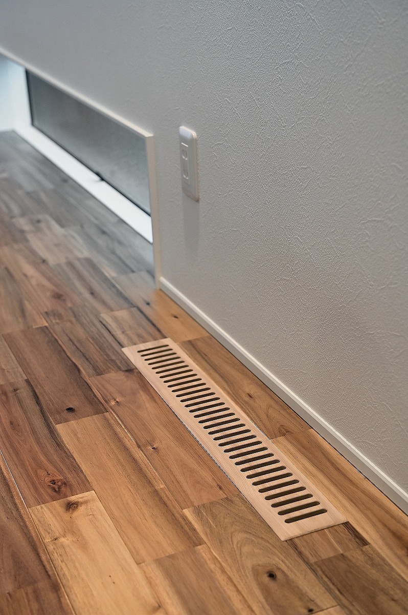 黒✕木目がよく似合うモダンハウス／西尾市 GALLERY