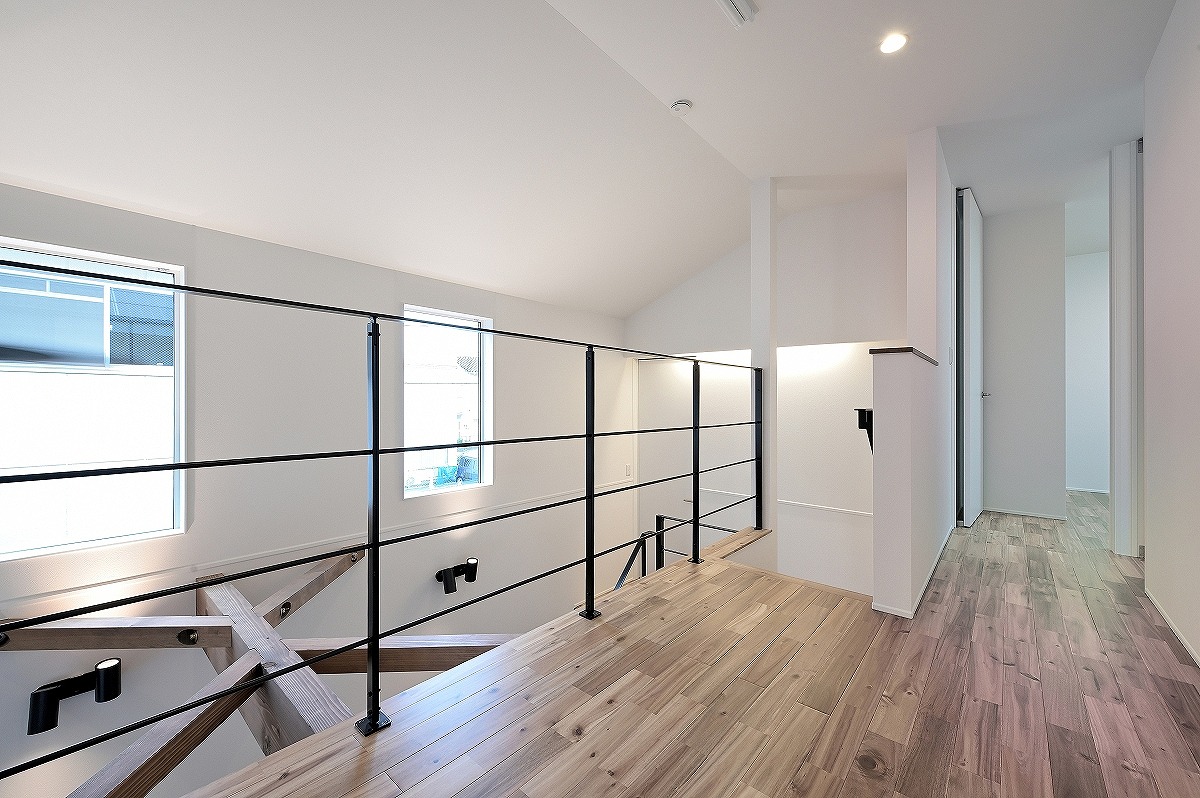 黒✕木目がよく似合うモダンハウス／西尾市 GALLERY