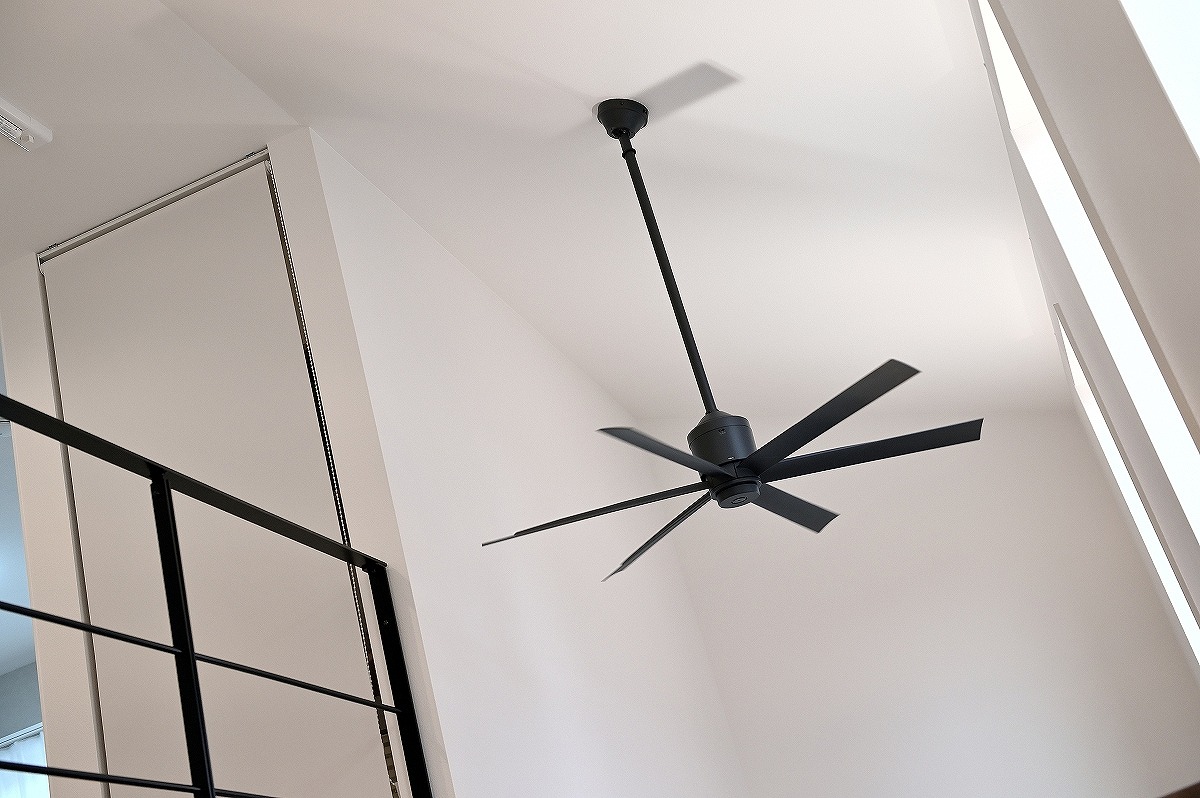 黒✕木目がよく似合うモダンハウス／西尾市 GALLERY