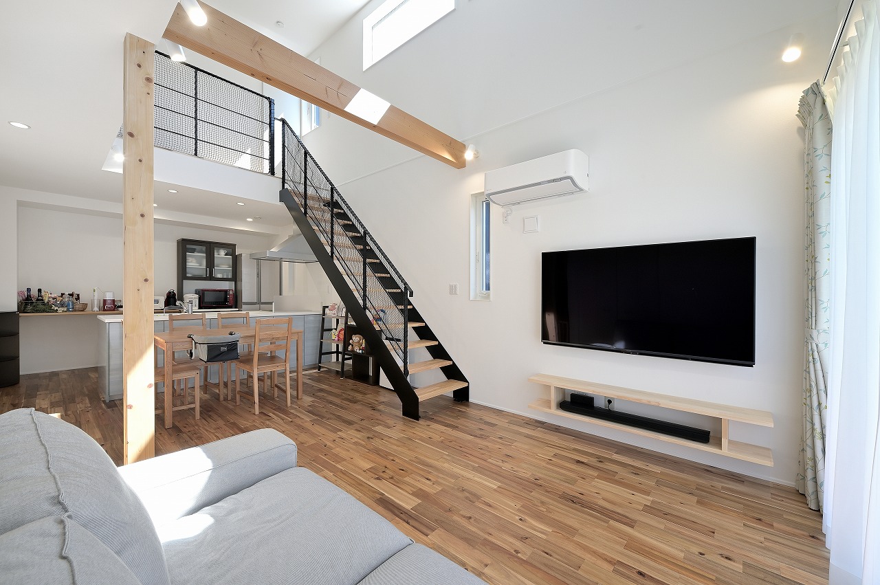 吹抜けと廻廊／豊田市 GALLERY